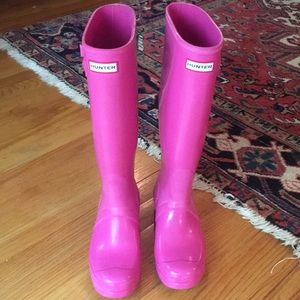 Hunter Women’s original Tall Gloss Pink Rain boot